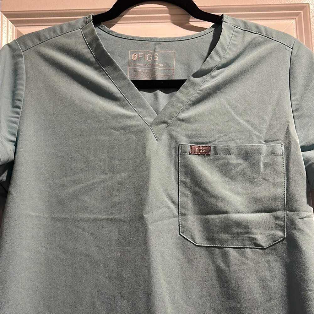 women's Seaglass Catarina- One-Pocket Scrub Top - S / Seaglass